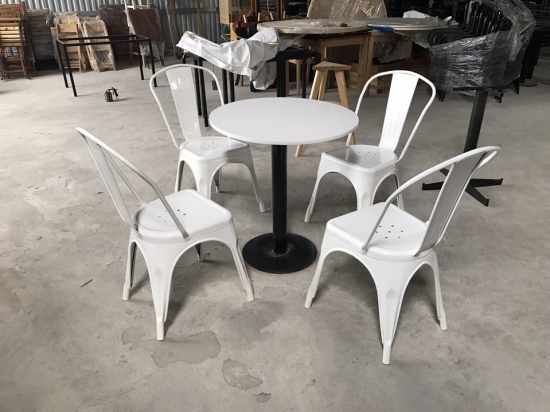 bàn ghế cafe tolix